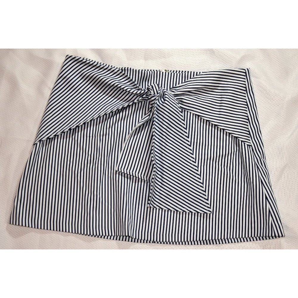 Urban Outfitters Tie Front Striped Skirt  size L